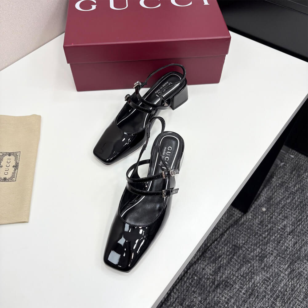 Gucci Women s pump with Double G