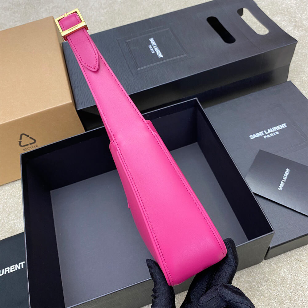 YSL le 5 a 7 in smooth leather