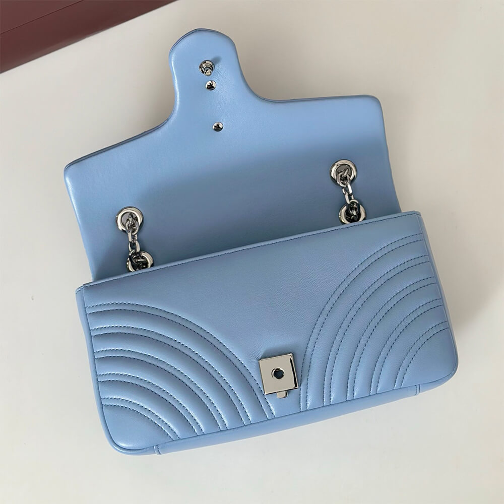 NEW GG Marmont medium shoulder bag