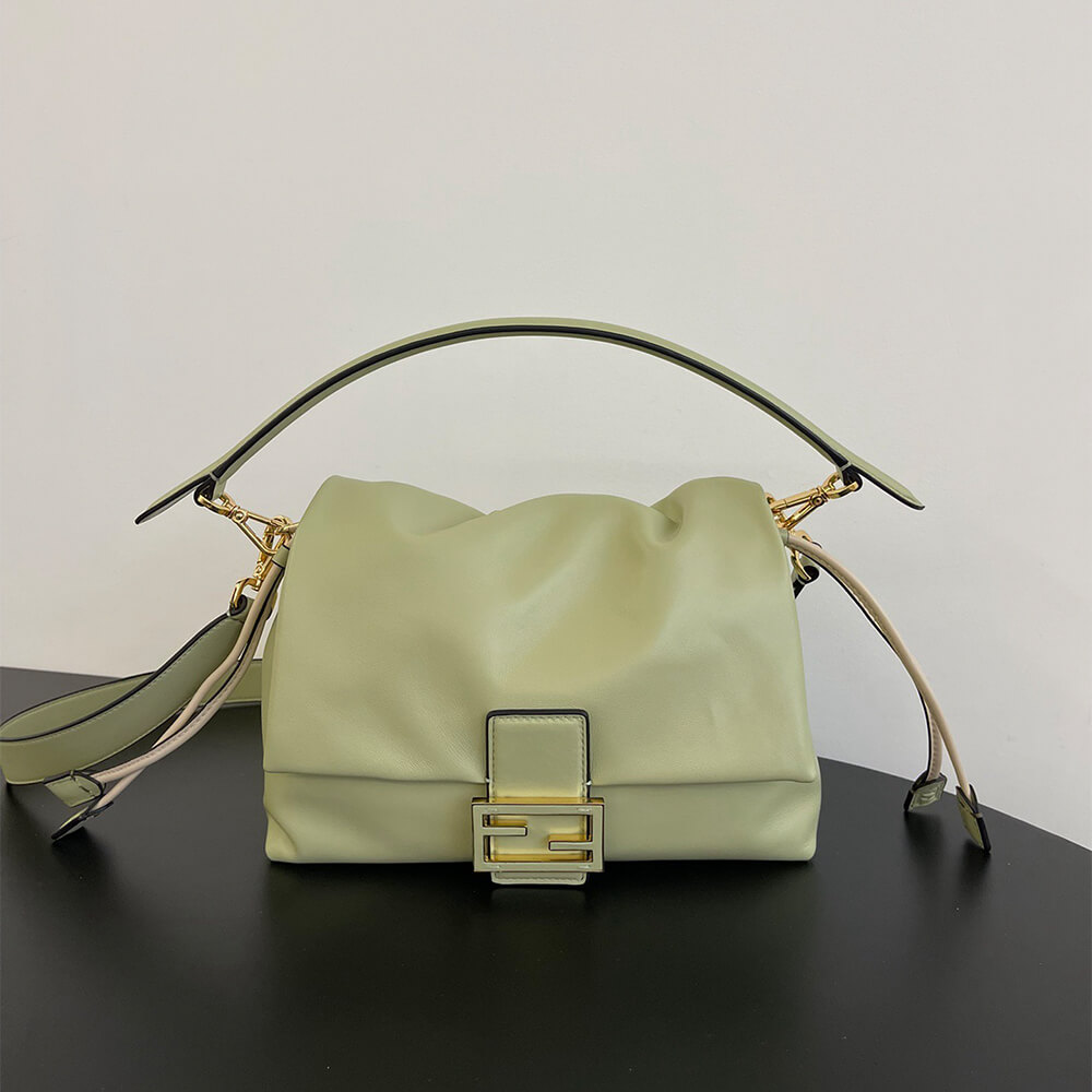 Fendi Mamma Baguette Medium(high-end grade)