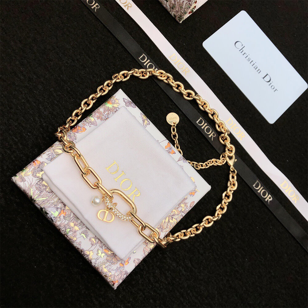 DIOR NECKLACE