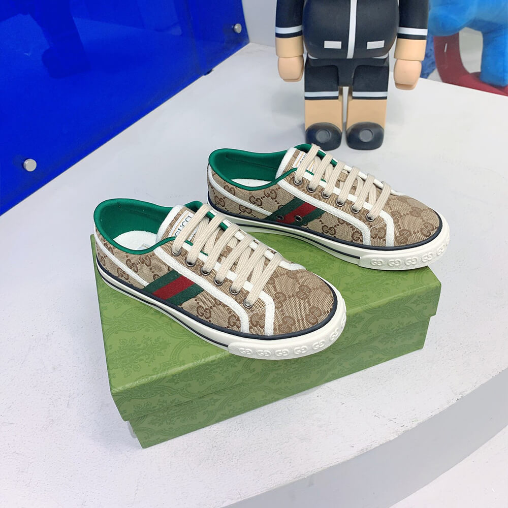 GUCCI Women s Gucci Tennis 1977 sneaker