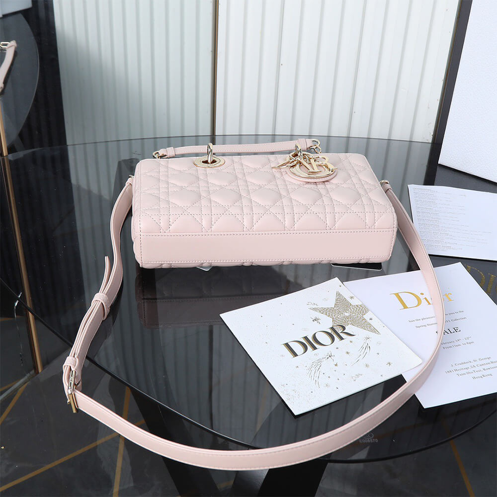 Dior Medium Lady D-Joy Bag(HIGH-END GRADE)