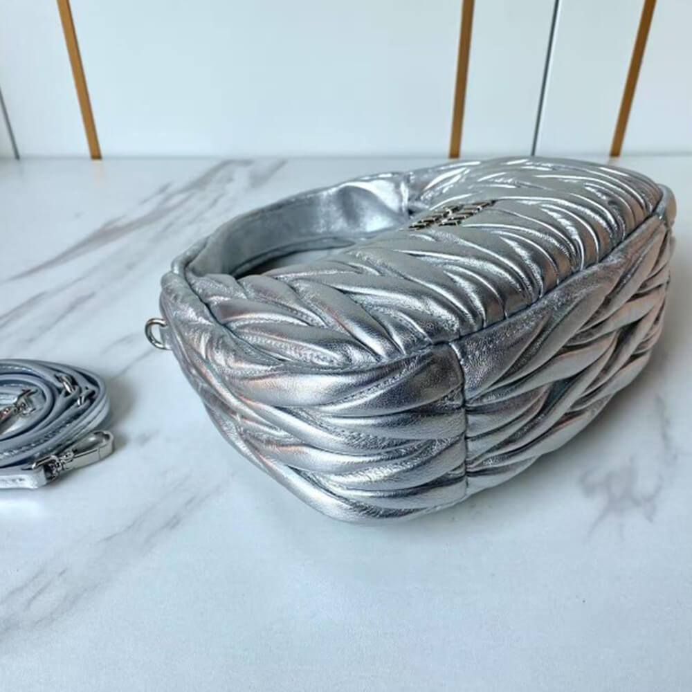 Small Wander matelasse nappa leather hobo bag(HIGH-END GRADE)