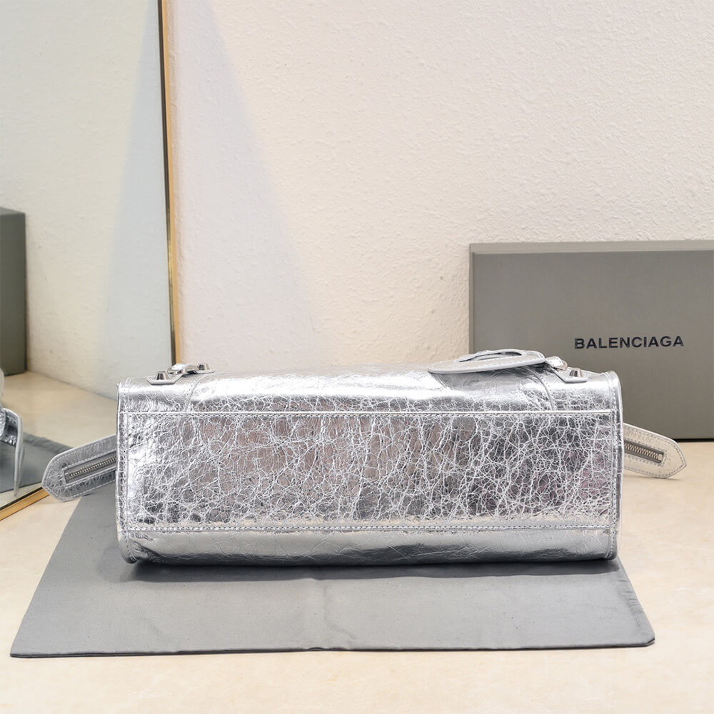 Balenciaga Women s Le City Bag Medium(HIGH-END GRADE)