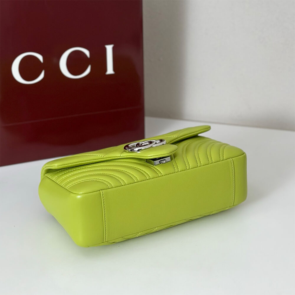 NEW GG Marmont medium shoulder bag