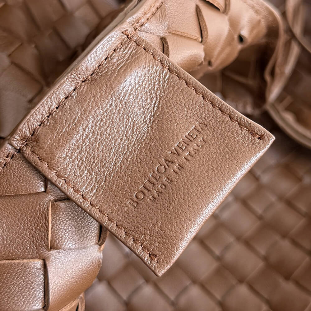 Bottega Veneta Medium Campana(HIGH-END GRADE)