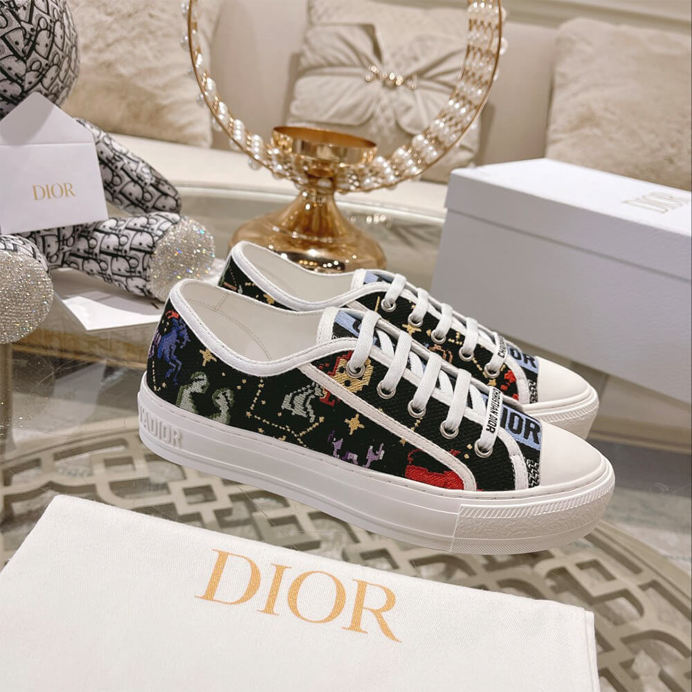 WALK N DIOR SNEAKER