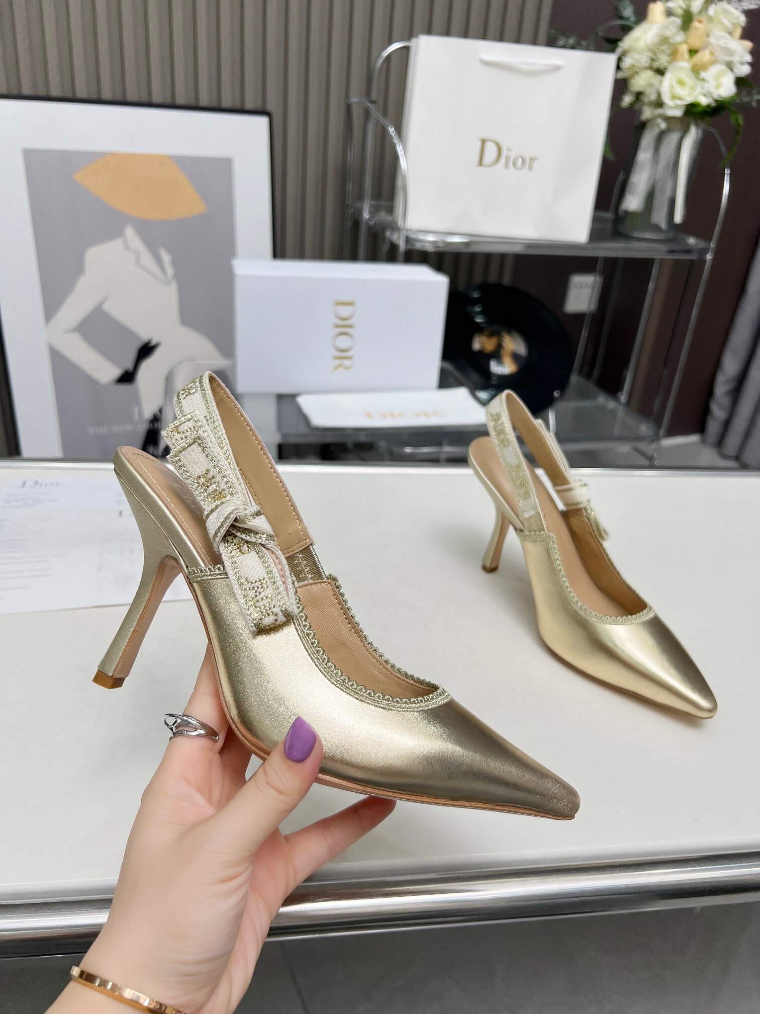 J Adior Slingback Pump