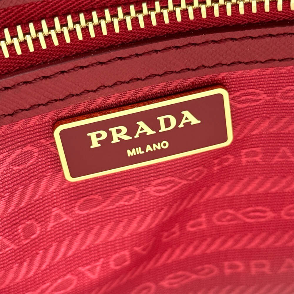 Prada Small Prada Galleria Saffiano leather bag(HIGH-END GRADE)